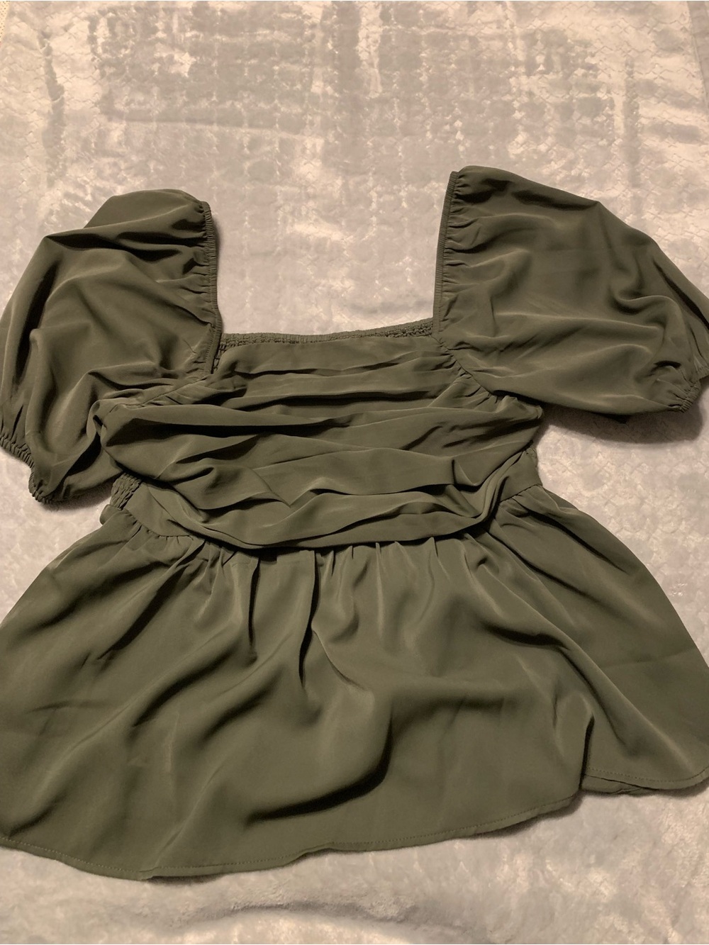 SHEIN Olive Puff-Sleeve Square Neck Peplum Blouse